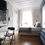 Madalena House